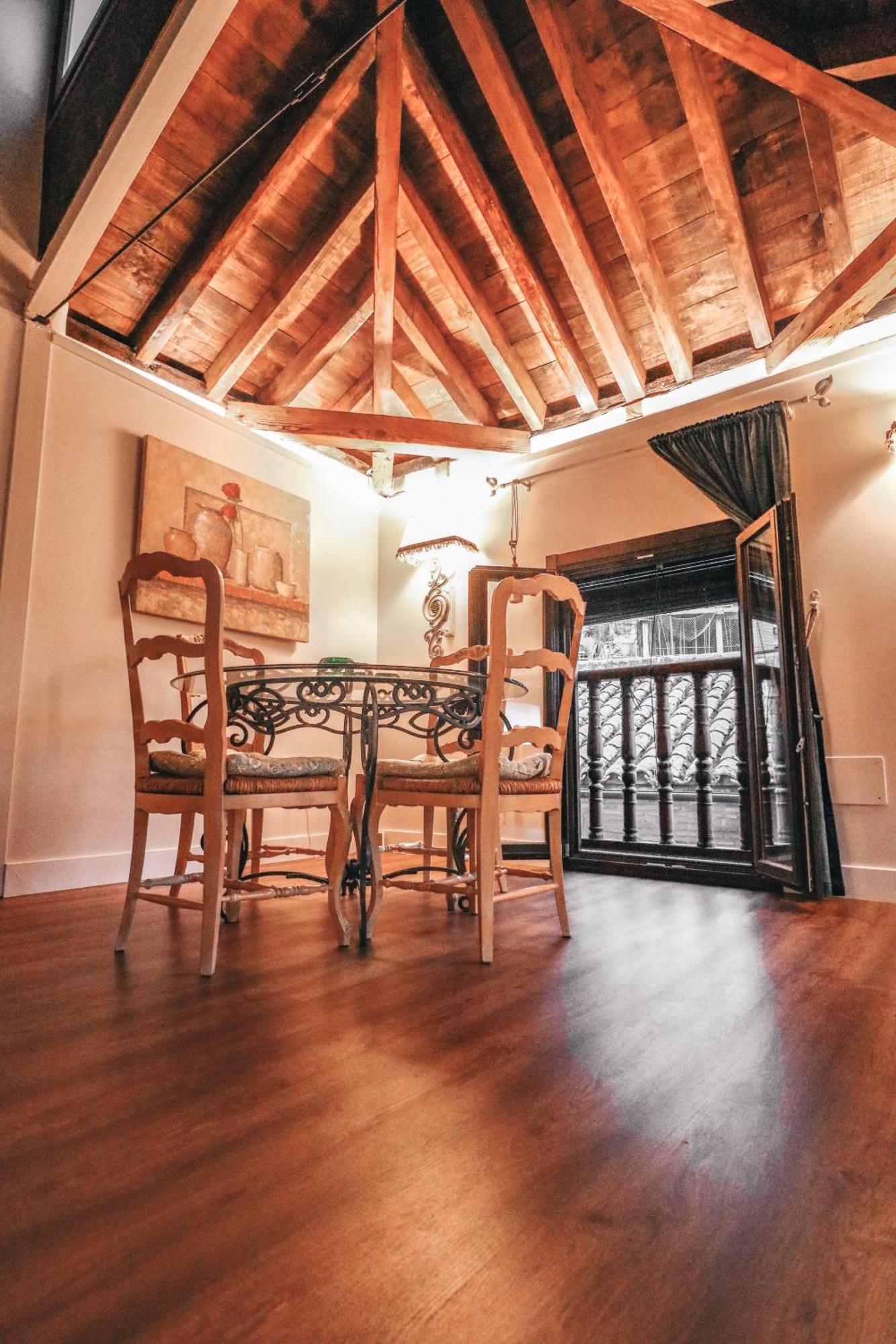 Casa Airosas Apartment โตเลโด ภายนอก รูปภาพ